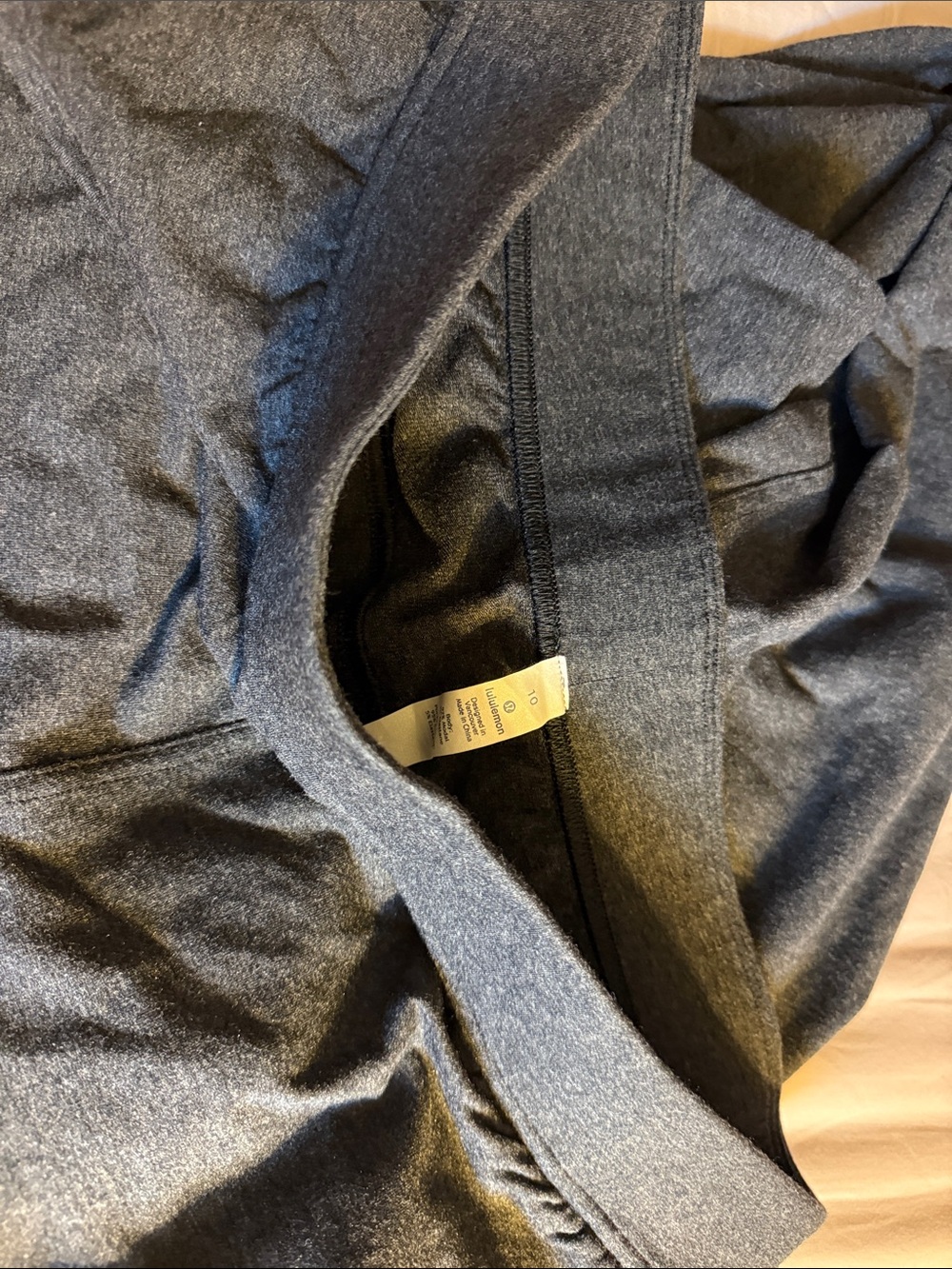 Lululemon - Picture 4 of 9